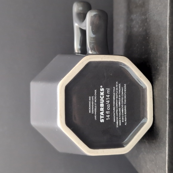 Starbucks 2013 14 fl oz, Limited Edition Silver/Metallic Gray Holiday Mug. - Picture 6 of 8